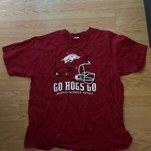 Arkanasa Razorbacks Go Hogs Football. 2XL Mens shirt